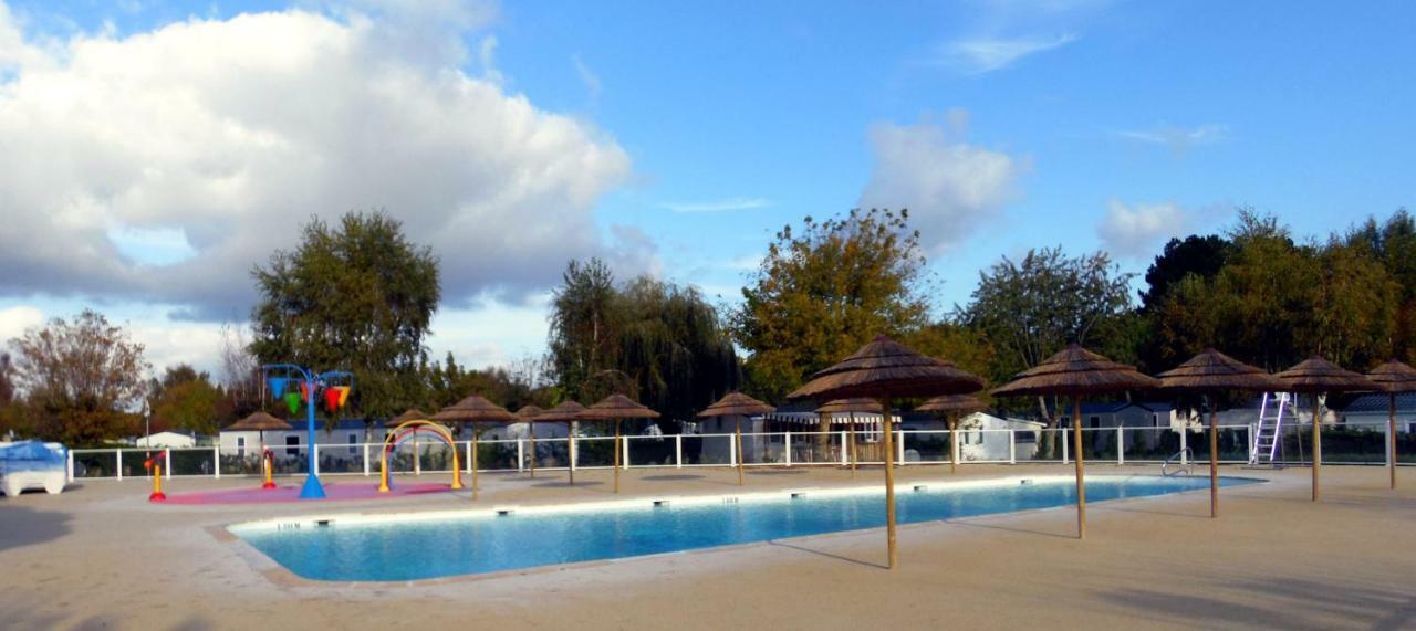 Camping Les Charmettes- Les Mathes Dış mekan fotoğraf