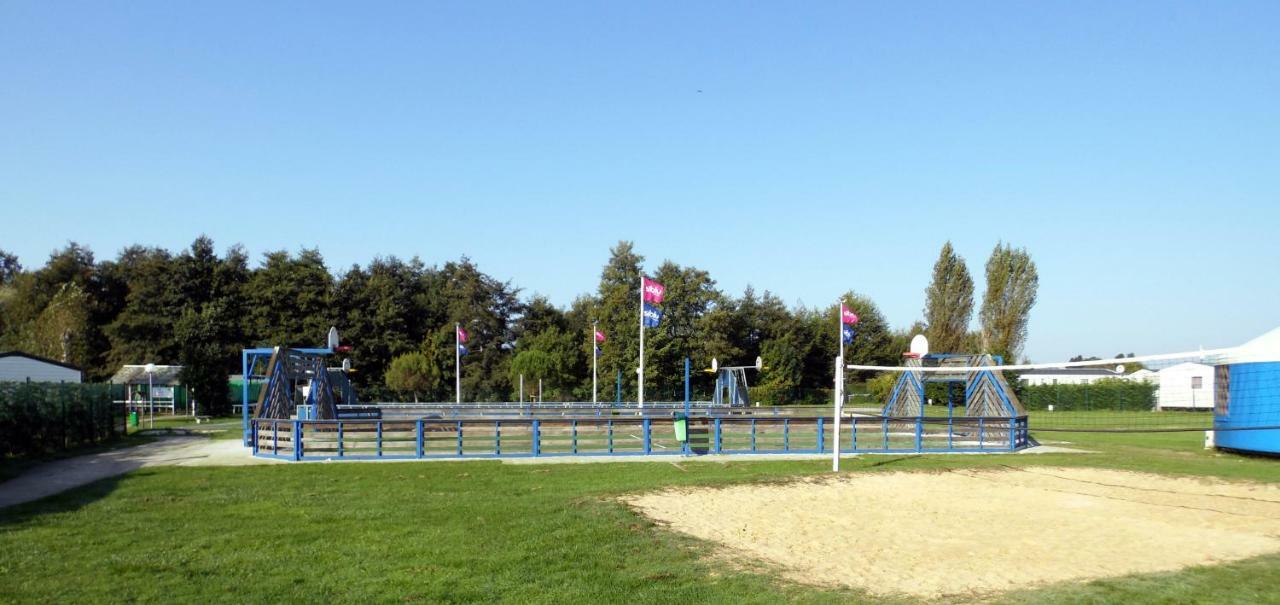 Camping Les Charmettes- Les Mathes Dış mekan fotoğraf